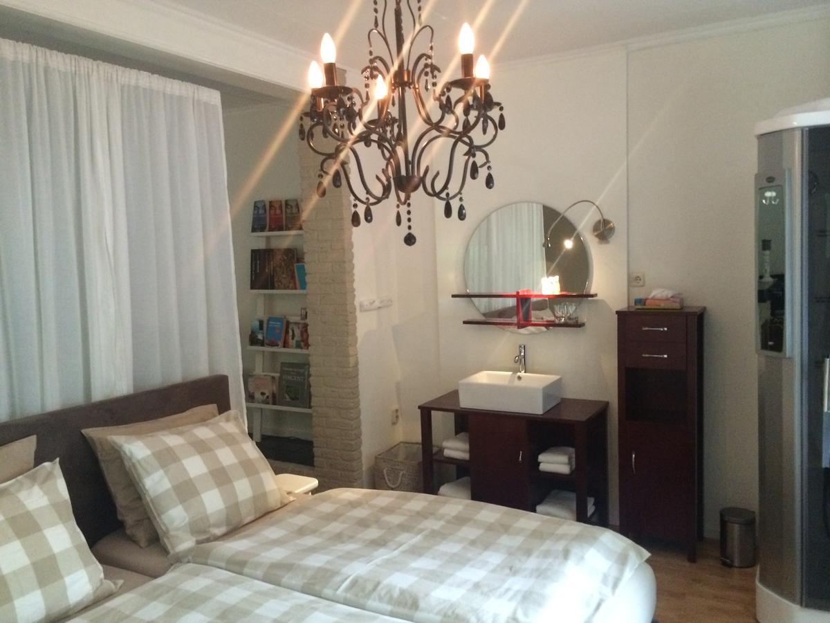 Bed And Breakfast "Kasteelzicht" Vaassen Quarto foto